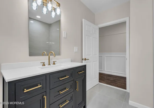 Photo 2 of Single family home for sale at 750 Lorraine Dr, Keyport, NJ 07735 | MLS# 22625054 | Listing updated on 2026-10-02