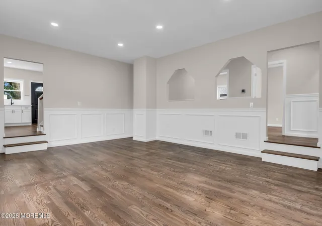 Photo 2 of Single family home for sale at 750 Lorraine Dr, Keyport, NJ 07735 | MLS# 22625054 | Listing updated on 2026-09-16