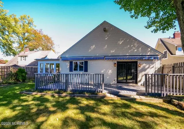 32nd image of 170 Oxford Ave, Fair Haven, NJ 07704 | MLS# 22625112