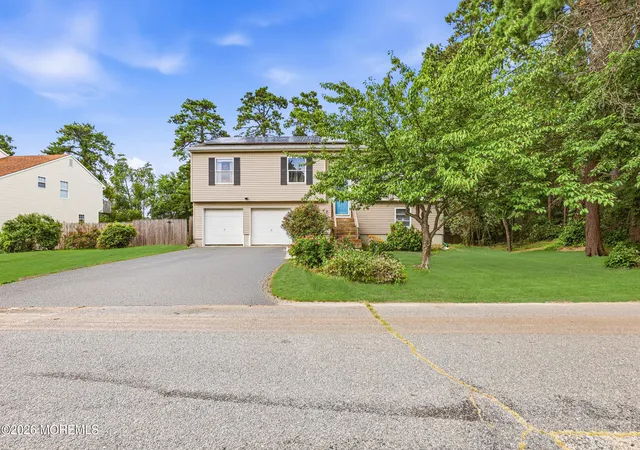 1st image of 1617 Eighth Ave, Toms River, NJ 08757 | MLS# 22625141