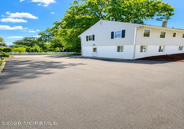 4th image of 554 Gold St, Toms River, NJ 08753 | MLS# 22625050