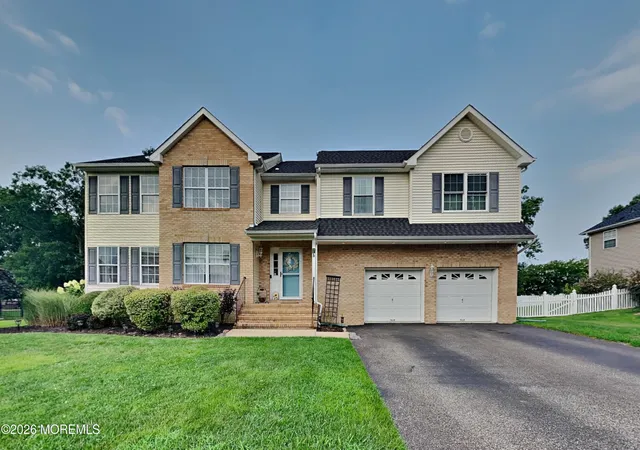 2nd image of 7 Nancy St, Howell, NJ 07731 | MLS# 22625110