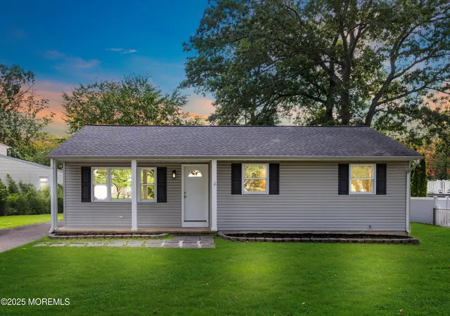 1st image of 585 Fawn Dr, Toms River, NJ 08753 | MLS# 22625052
