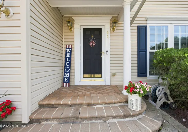 5th image of 44 Pitch Pine Ln, Howell, NJ 07731 | MLS# 22625073