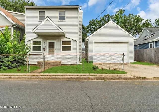 55th image of 712 Monmouth Pkwy, North Middletown, NJ 07748 | MLS# 22625410