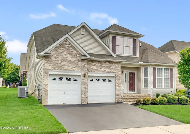 3rd image of 330 Van Dusen Dr, Marlboro, NJ 07746 | MLS# 22625389