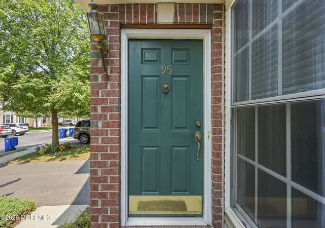 2nd image of 95 Ironwood Ct, Middletown, NJ 07748 | MLS# 22625194