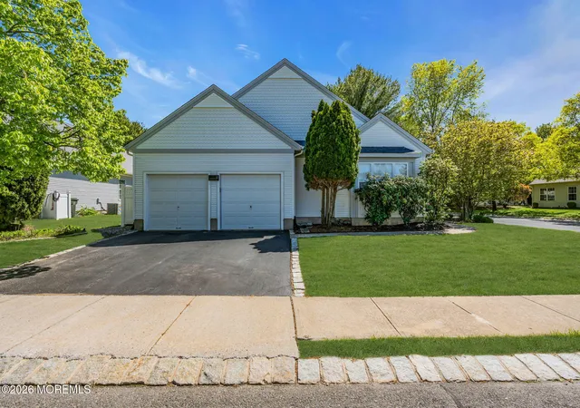 2nd image of 2 Bedford Ct, Manchester, NJ 08759 | MLS# 22625109