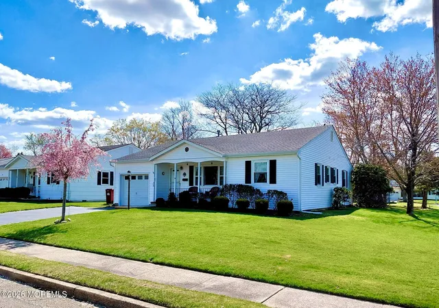 2nd image of 51 Eton Rd, Toms River, NJ 08757 | MLS# 22625118