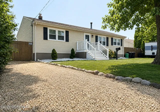 4th image of 1099 Woodmere Dr, Keyport, NJ 07735 | MLS# 22625111