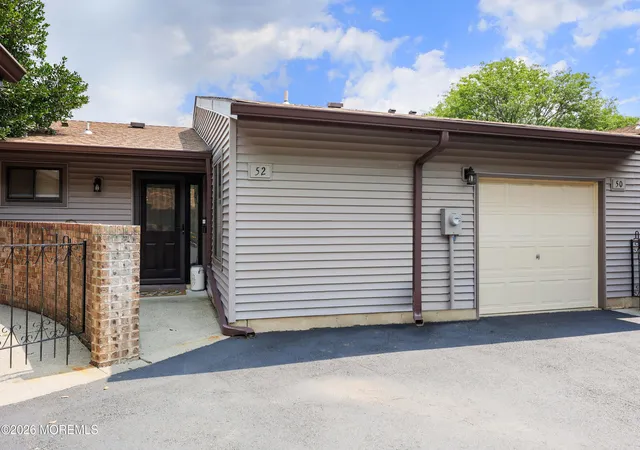 2nd image of 52 Eastport Ct, Red Bank, NJ 07701 | MLS# 22625378