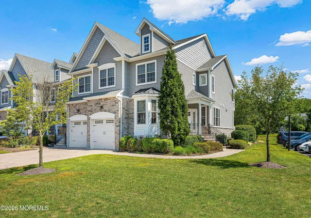 3rd image of 18 Mccormick Ave N, Old Bridge, NJ 08857 | MLS# 22625173