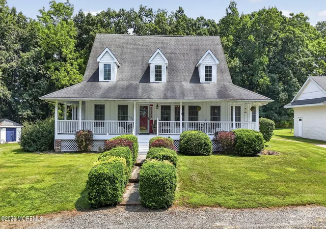 Photo 3 of Sale Pending at 244 Stonehill Rd, Freehold, NJ 07728 | MLS# 22625625 | Listing updated on 2026-09-01