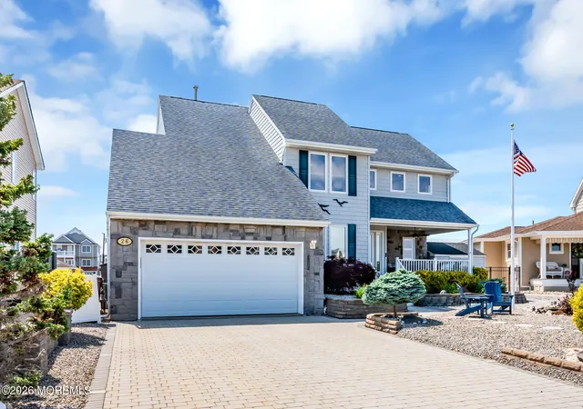 3rd image of 26 Jib Ct, Bayville, NJ 08721 | MLS# 22625148