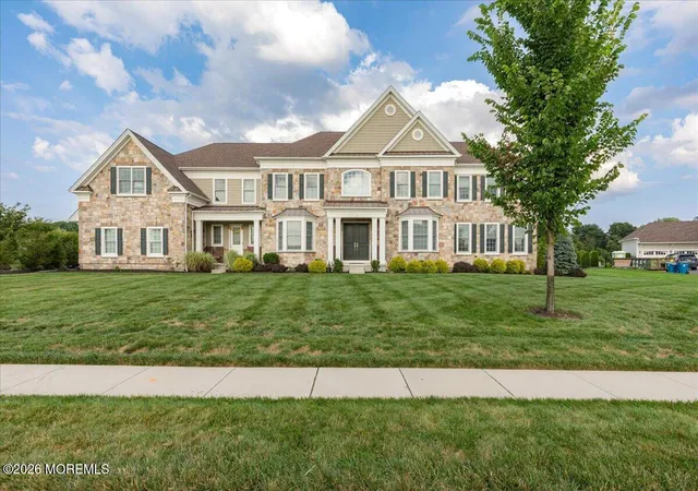 2nd image of 4 Prestwick Ct, Holmdel, NJ 07733 | MLS# 22625246