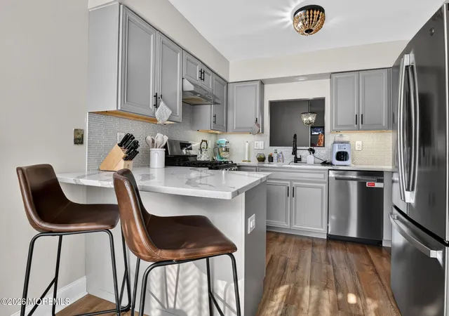 3rd image of 44 Tower Hill Dr #44, Red Bank, NJ 07701 | MLS# 22625270