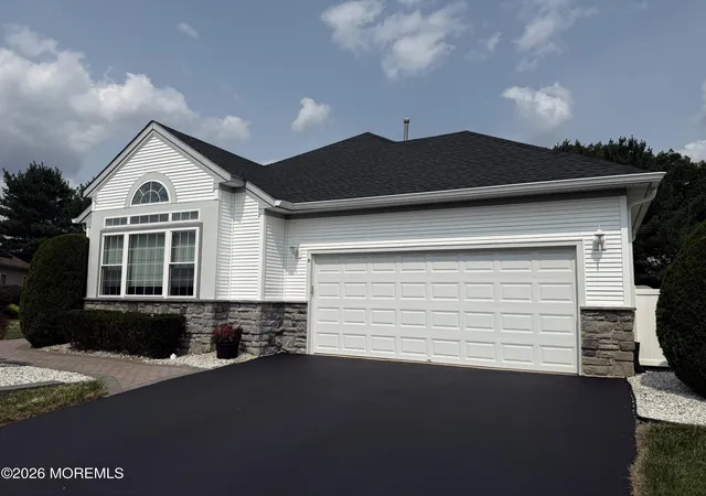 2nd image of 8 Clermont Ct, Manchester Township, NJ 08759 | MLS# 22625210