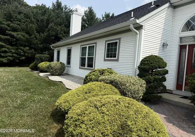 Photo 3 of Sale Pending at 8 Clermont Ct, Manchester Township, NJ 08759 | MLS# 22625210 | Listing updated on 2026-08-28