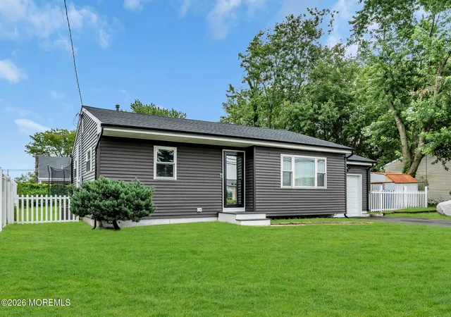 3rd image of 893 Egret Dr, Toms River, NJ 08753 | MLS# 22625241