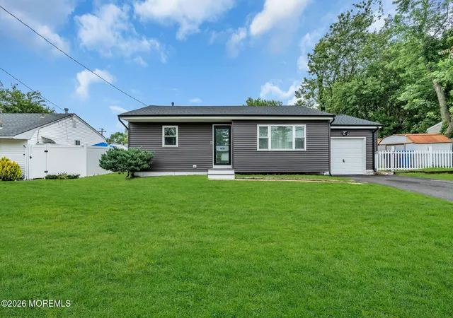4th image of 893 Egret Dr, Toms River, NJ 08753 | MLS# 22625241