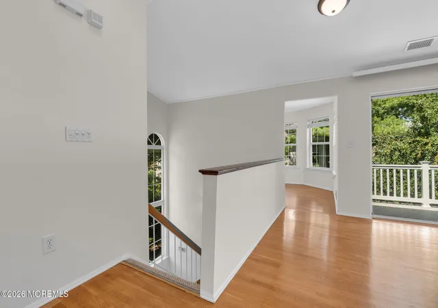 4th image of 6 Tulip Ln, Freehold, NJ 07728 | MLS# 22625738