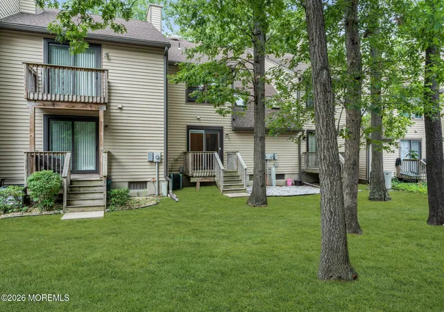 2nd image of 604 Bent Trl, Toms River, NJ 08753