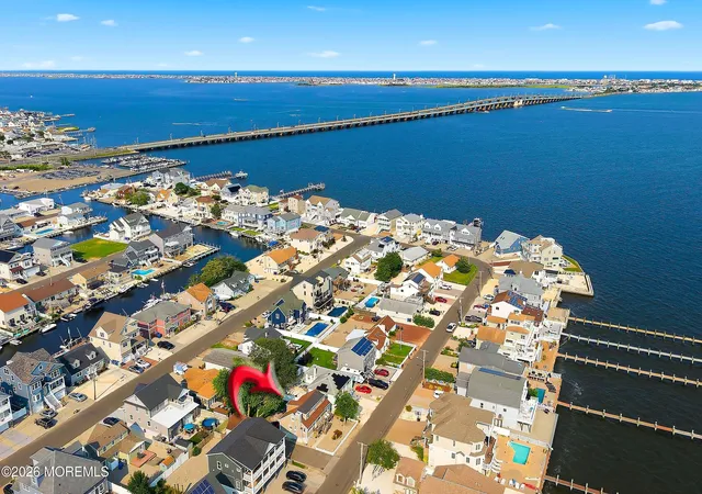 2nd image of 48 Bay Shore Dr, Toms River, NJ 08753 | MLS# 22625277