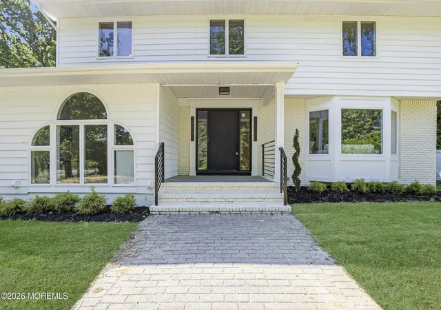 5th image of 331 Gordons Corner Rd, Manalapan, NJ 07726 | MLS# 22625245