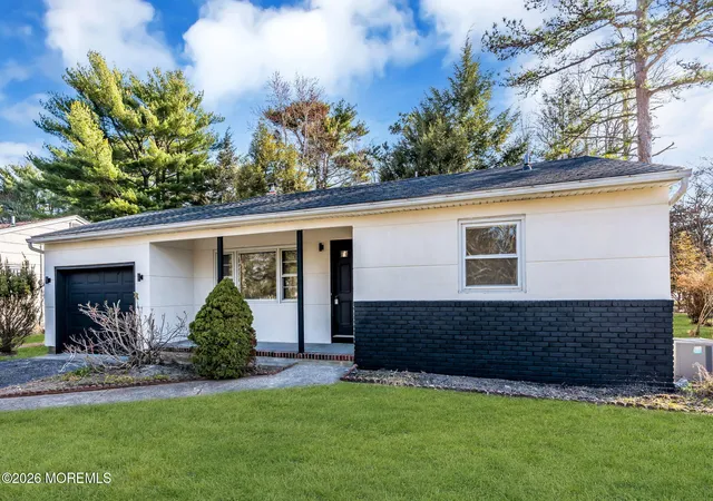 2nd image of 6 Stanford Dr, Toms River, NJ 08757 | MLS# 22625417
