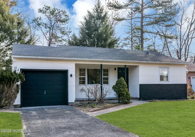 3rd image of 6 Stanford Dr, Toms River, NJ 08757 | MLS# 22625417