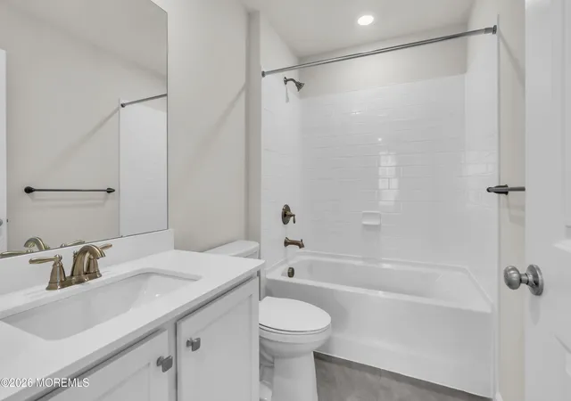 Photo 3 of Single family home for sale at 315 Mantoloking Dr, Jackson, NJ 08527 | MLS# 22625493 | Listing updated on 2026-08-16