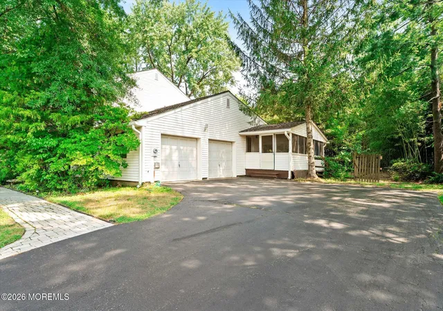 34th image of 22 Woods Rd, Freehold, NJ 07728 | MLS# 22625317