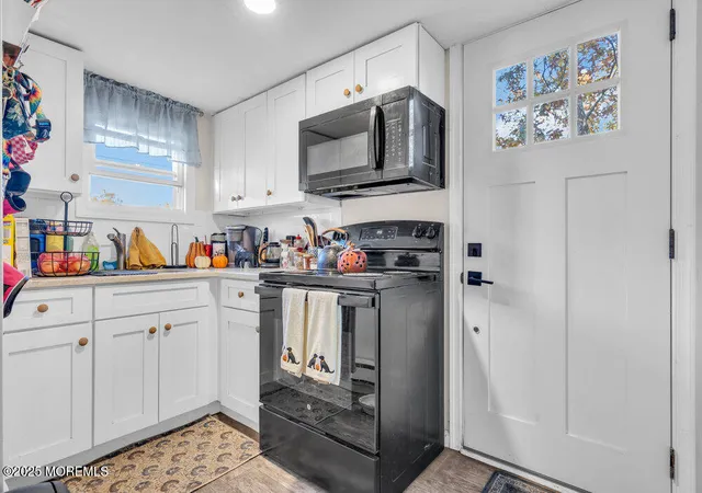 5th image of 2 Central Ave, Waretown, NJ 08758 | MLS# 22625416