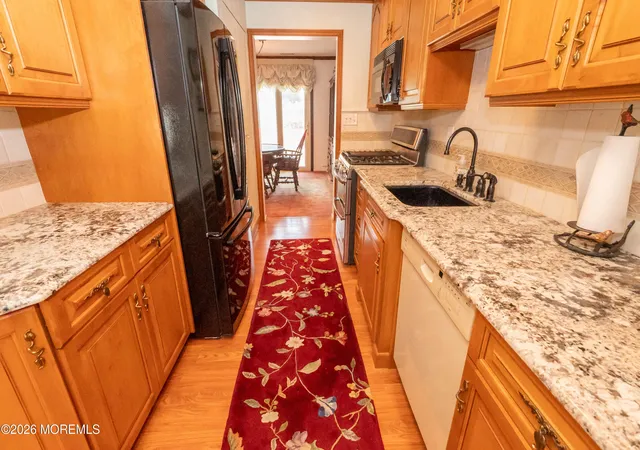 2nd image of 40 Atlantis Ter, Freehold, NJ 07728 | MLS# 22625424