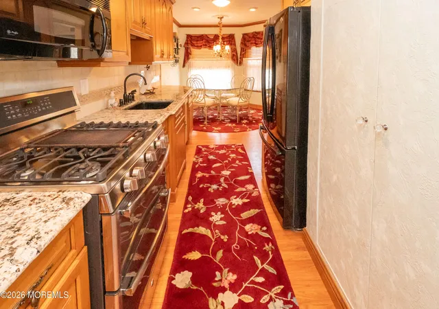 4th image of 40 Atlantis Ter, Freehold, NJ 07728 | MLS# 22625424