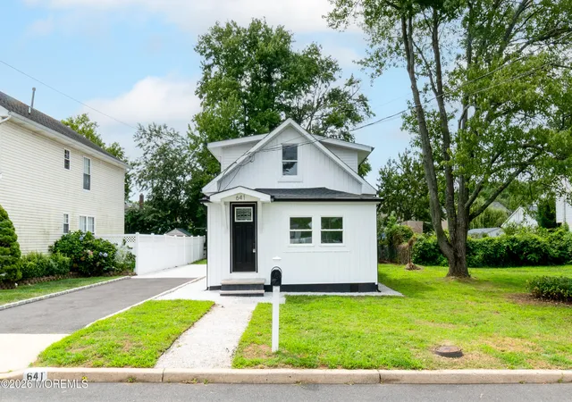 1st image of 641 Hudson Ave, Port Monmouth, NJ 07758 | MLS# 22625506