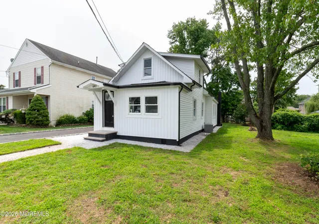 3rd image of 641 Hudson Ave, Port Monmouth, NJ 07758 | MLS# 22625506