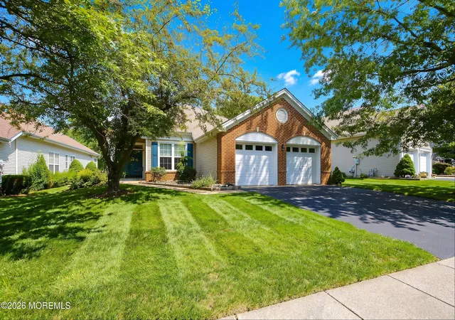 2nd image of 18 Bellflower Dr, Lakewood, NJ 08701 | MLS# 22625466