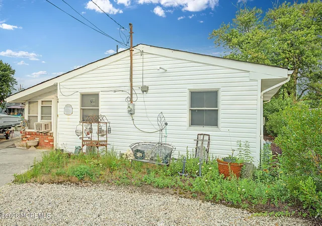 Photo 3 of Sale Pending at 40 W Brig Dr, Little Egg Harbor Twp, NJ 08087 | MLS# 22625487 | Listing updated on 2026-09-10