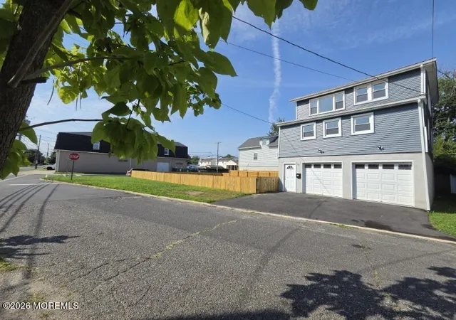 31st image of 37 Circuit St, Keansburg, NJ 07734 | MLS# 22625535