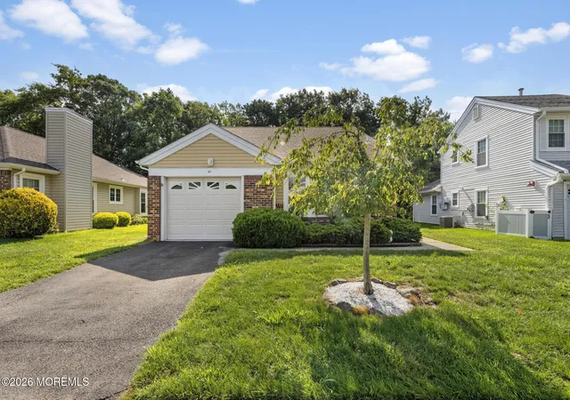 Photo 2 of Single family home for sale at 40 Pine Oak Blvd, Barnegat, NJ 08005 | MLS# 22625565 | Listing updated on 2026-08-16