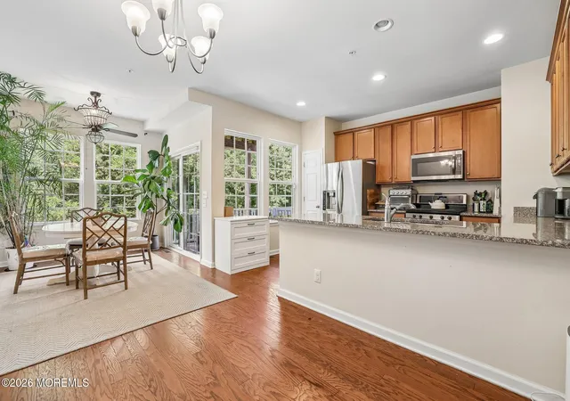 4th image of 144 Waypoint Dr, Eatontown, NJ 07724