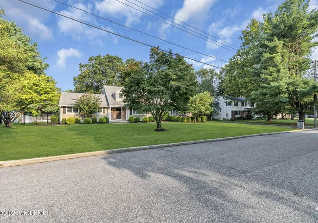 4th image of 25 Nedshire Dr, Middletown, NJ 07748 | MLS# 22625636
