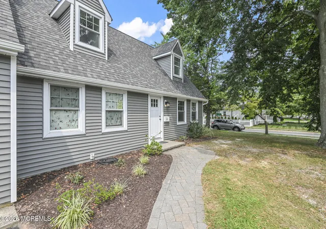 5th image of 82 Dayton Ave, Toms River, NJ 08753 | MLS# 22625987