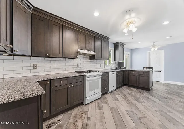 5th image of 6 Meadowbrook Dr, Howell, NJ 07731 | MLS# 22625674