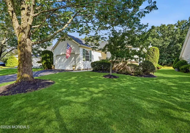 3rd image of 9 Sandhurst Rd, Lakewood, NJ 08701 | MLS# 22625954