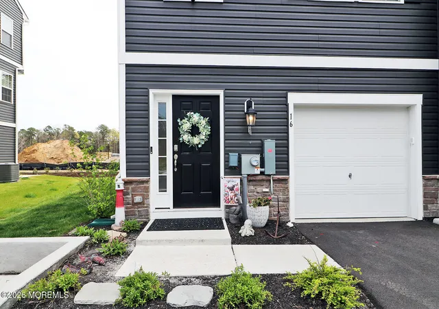 Photo 2 of Single family home for sale at 16 Baybreeze Dr, Waretown, NJ 08758 | MLS# 22625696 | Listing updated on 2026-09-14