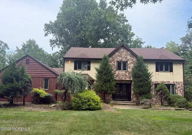 5th image of 8 Delwood Dr, Holmdel, NJ 07733 | MLS# 22625729