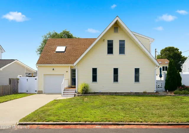 1st image of 28 Harbor View Ln, Toms River, NJ 08753 | MLS# 22625718