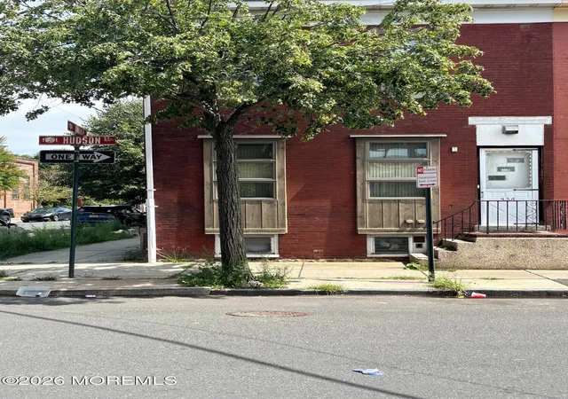 1st image of 536 Hudson St #1, Trenton, NJ 08611 | MLS# 22625714